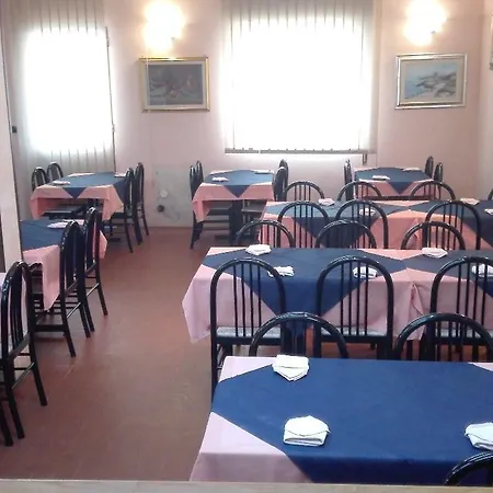 Prima O Poi B&B 파라비타